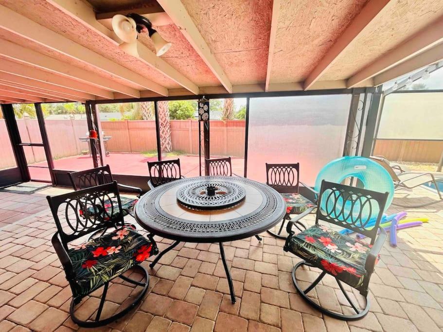 Вилла Vintage Family Scape + Heated Pool&Discount Тампа Экстерьер фото