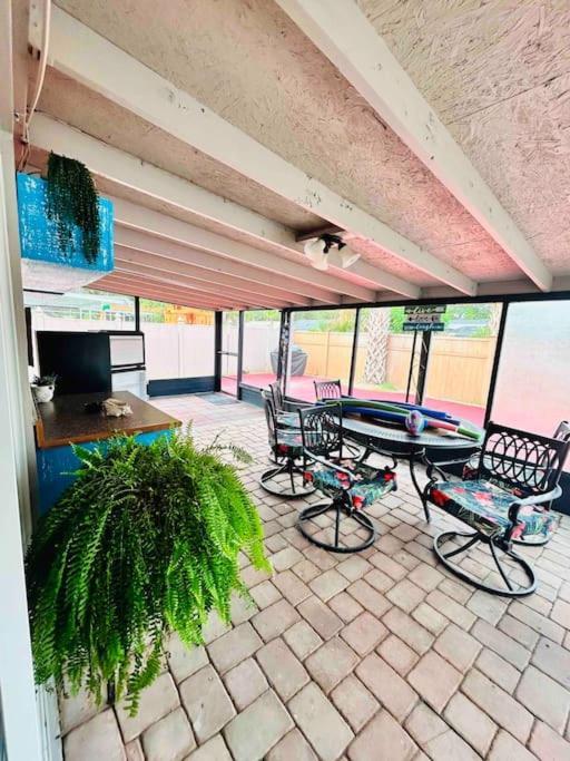 Вилла Vintage Family Scape + Heated Pool&Discount Тампа Экстерьер фото